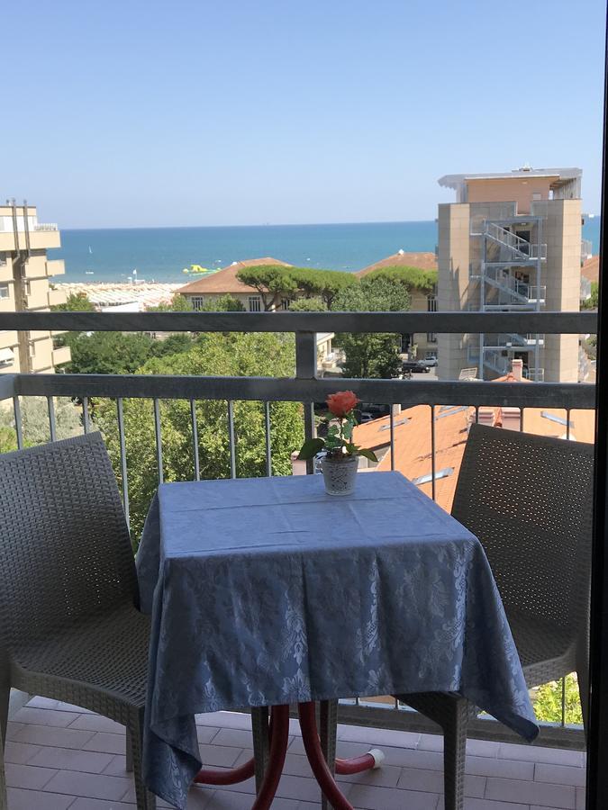 רימיני Hotel Gambrinus מראה חיצוני תמונה